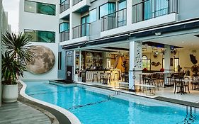 Ratri Hotel Phuket Old Town